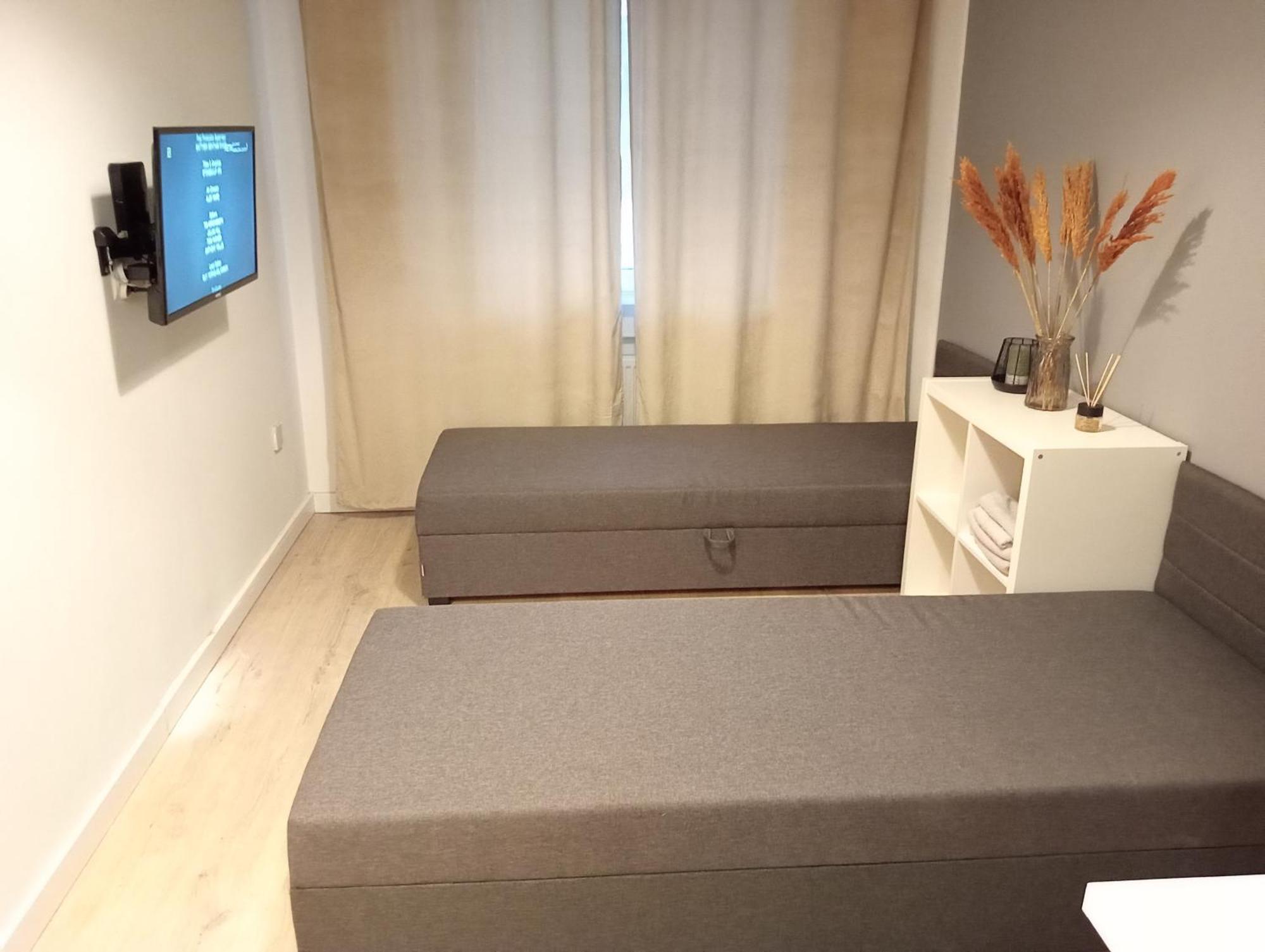 Adler Room Suite -- Prywatna Lazienka, Dostep Na Kod, Parking Lodz  Exterior photo